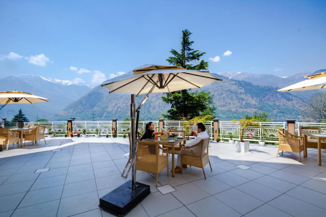 Anand Vardhan Resorts Manāli Exteriör bild