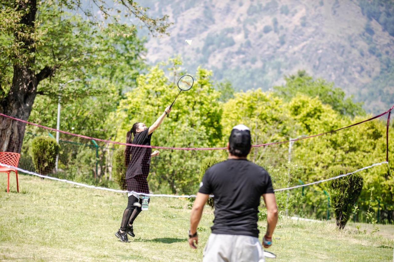 Anand Vardhan Resorts Manāli Exteriör bild