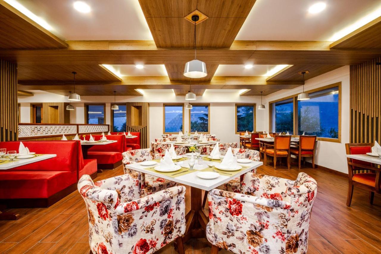 Anand Vardhan Resorts Manāli Exteriör bild