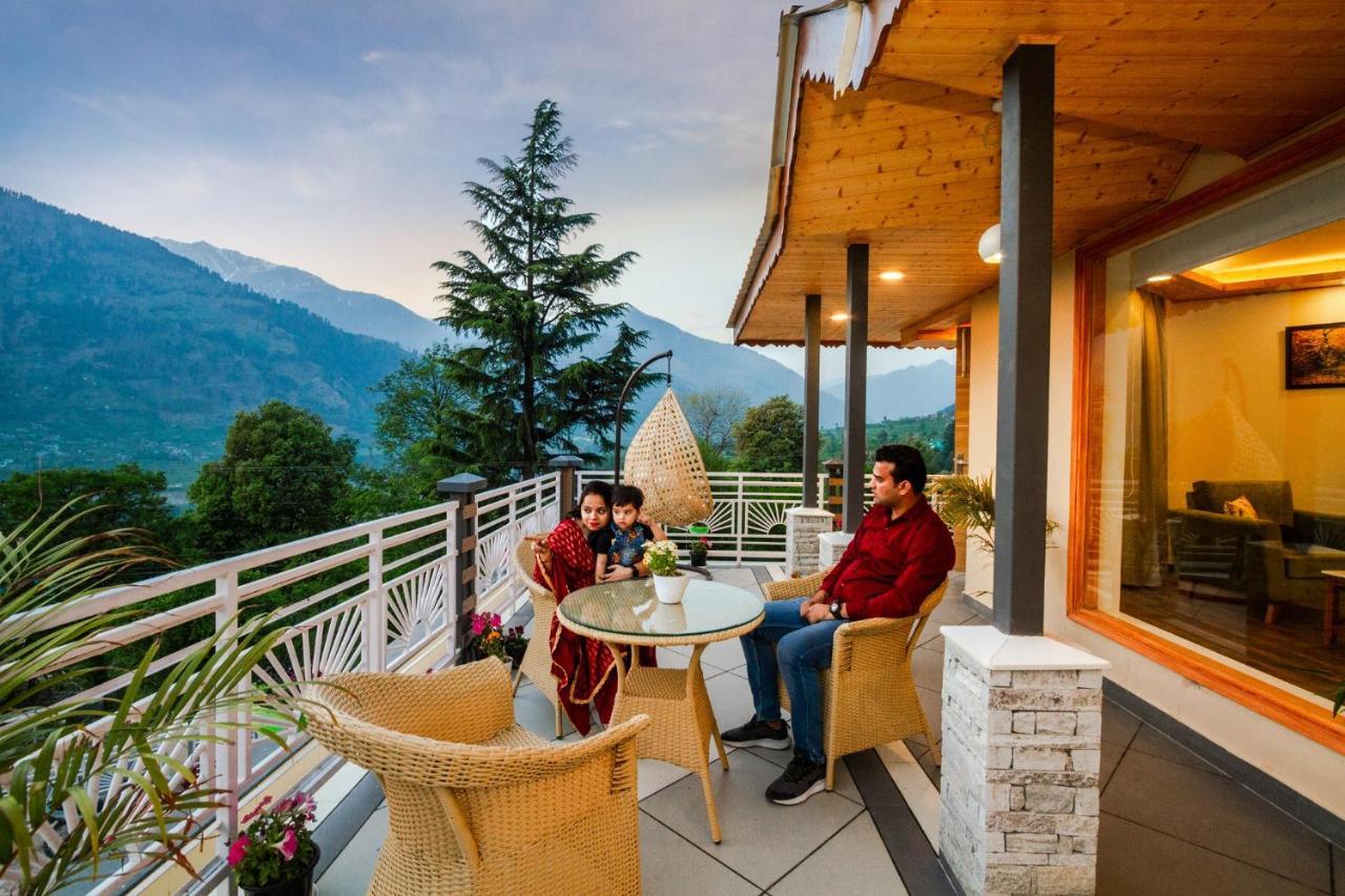 Anand Vardhan Resorts Manāli Exteriör bild