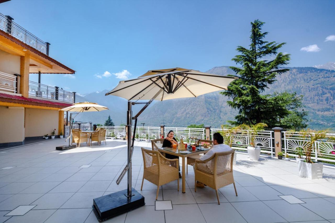 Anand Vardhan Resorts Manāli Exteriör bild