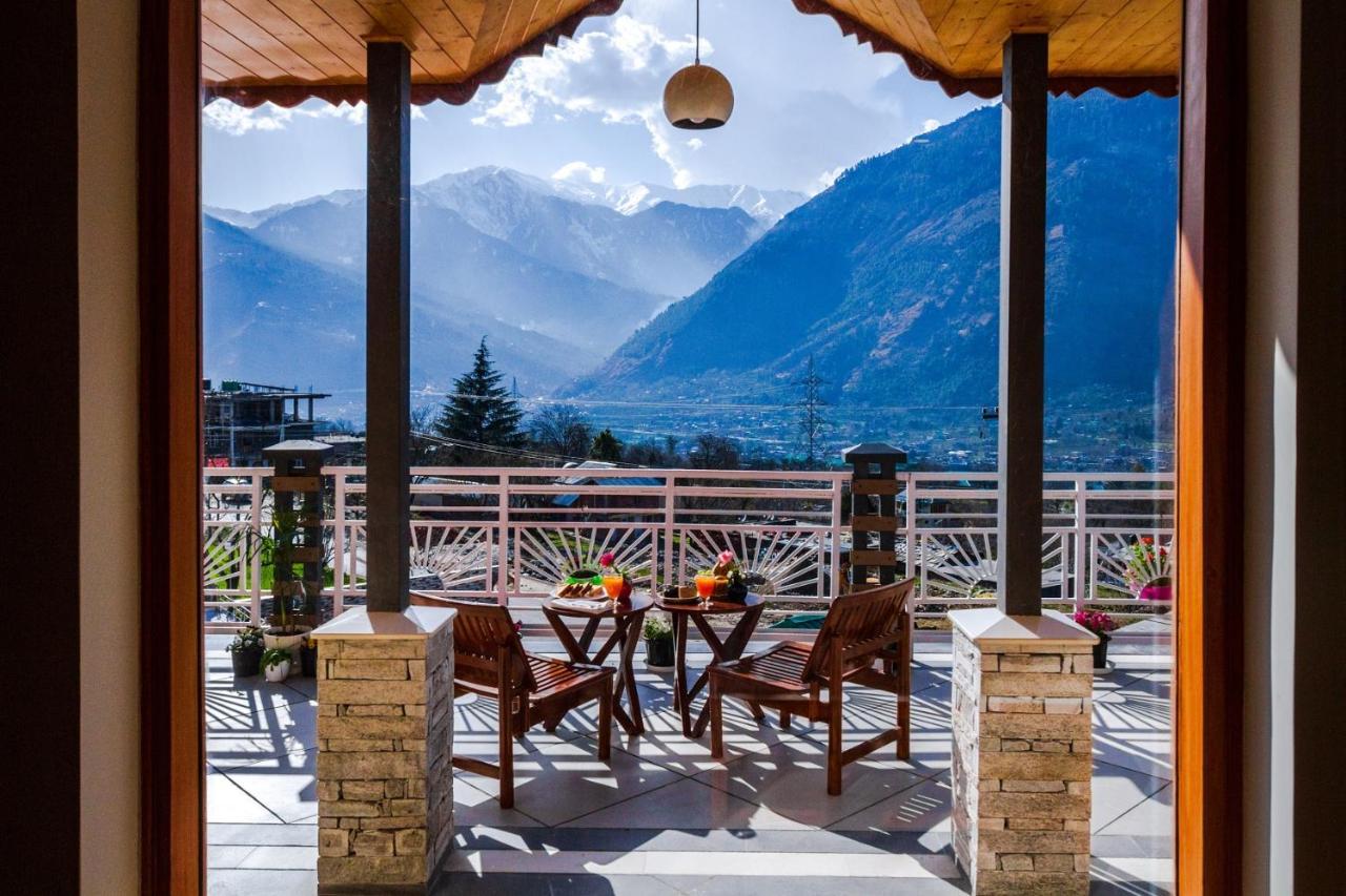 Anand Vardhan Resorts Manāli Exteriör bild