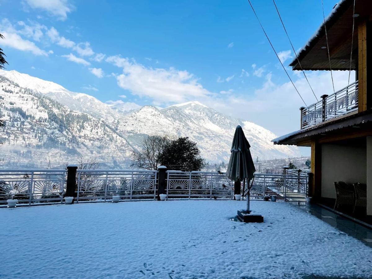 Anand Vardhan Resorts Manāli Exteriör bild