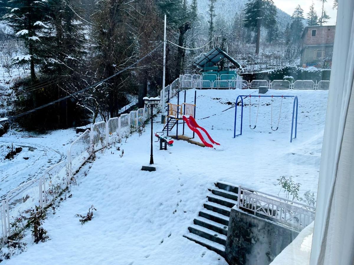 Anand Vardhan Resorts Manāli Exteriör bild